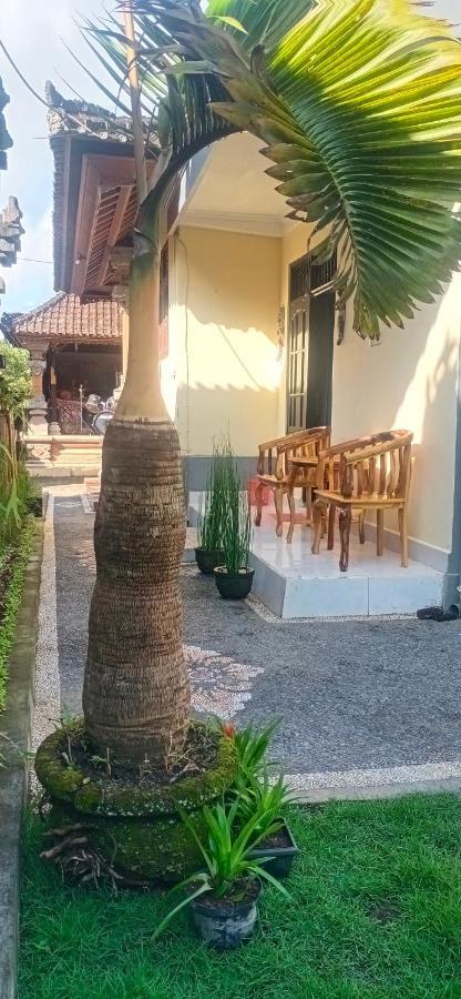 Rindu Homestay Undisan エクステリア 写真