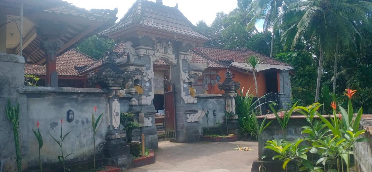 Rindu Homestay Undisan エクステリア 写真